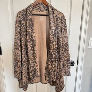 Cuddl Duds Lagenlook Animal Print Cardigan Sz Med Casual Comfort Leopard Cheetah